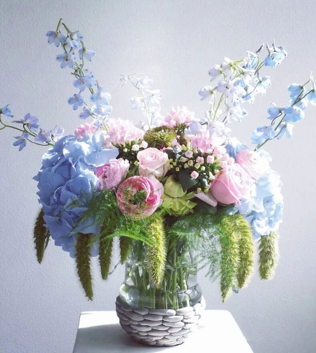 贵阳花艺,插花培训,花点加盟,花艺沙龙,花艺沙龙讲师,鲜花定制,婚礼